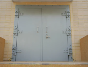 Explosion-proof door